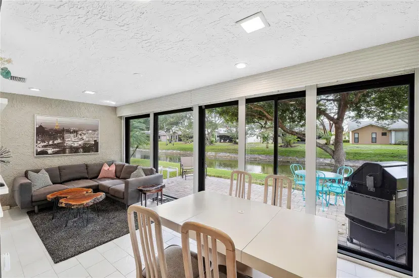 Picture of 10655 Ladypalm Ln B, Boca Raton FL 33498