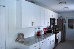 Picture of 18254 Lowe Dr, Fort Myers, FL 33967