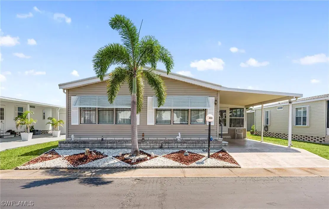 Picture of 486 Horizon Dr, North Fort Myers, FL 33903