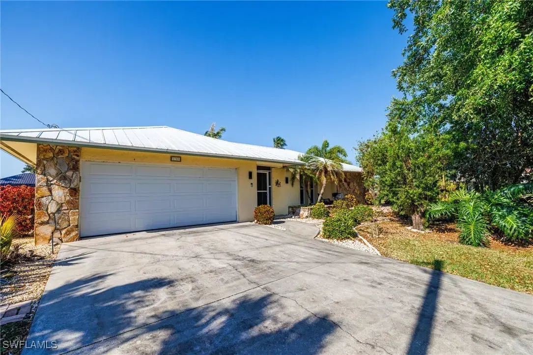 Picture of 1709 SE 44Th St, Cape Coral, FL 33904