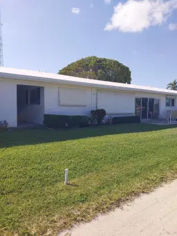 Picture of 300 SW Golfview Terrace 139, Boynton Beach, FL 33426
