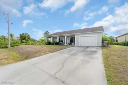 Picture of 923 Citrus Ave S, Lehigh Acres, FL 33974