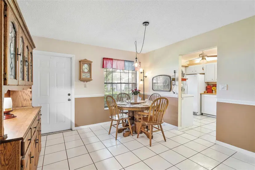 Picture of 2360 SW 70Th Ter 34, Davie FL 33317