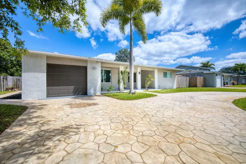 Picture of 5251 SW 4Th Street, Plantation FL 33317
