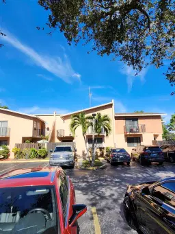 Picture of 3459 SW 52 Avenue 3459, Hollywood, FL 33023