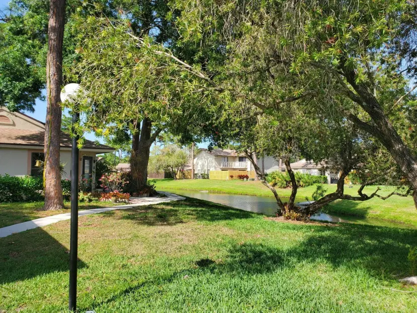 Picture of 2831 Stoneway Lane C, Fort Pierce FL 34982