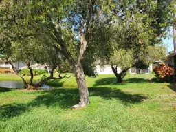 Picture of 2831 Stoneway Lane C, Fort Pierce, FL 34982