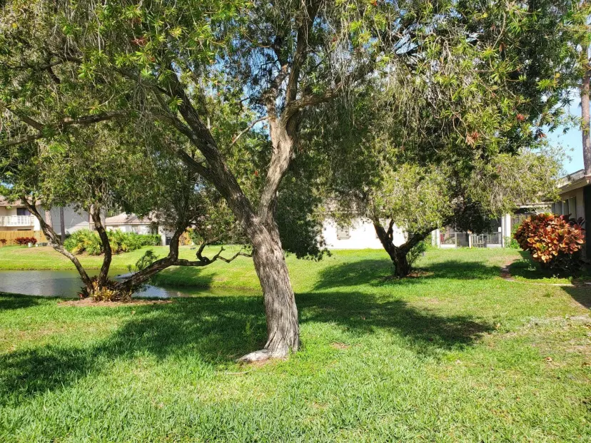 Picture of 2831 Stoneway Lane C, Fort Pierce FL 34982