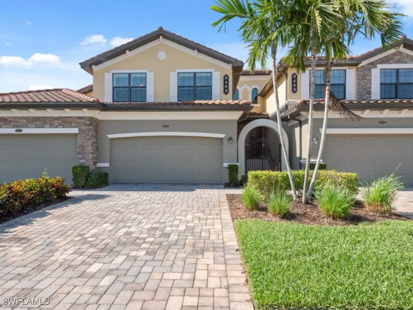 Picture of 9498 Napoli Ln 201, Naples FL 34113