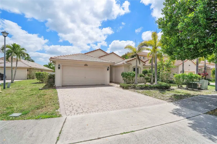 Picture of 4692 Saint Simon Dr, Coconut Creek FL 33073