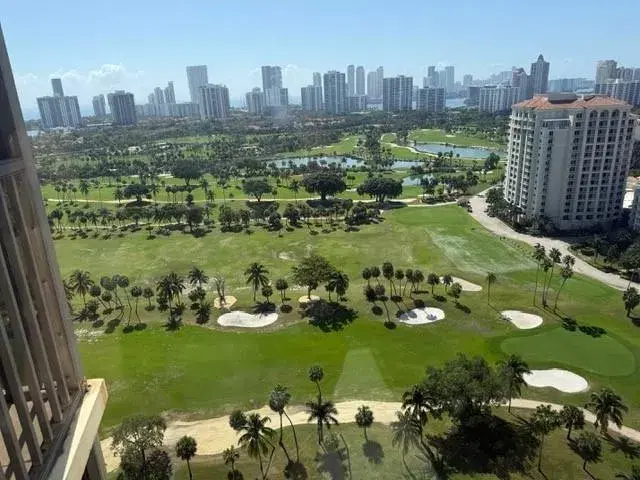 Picture of 20335 W Country Club Dr 2607, Aventura FL 33180