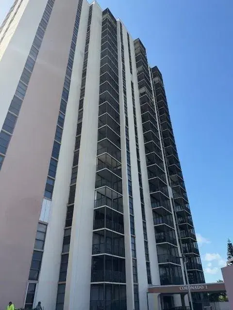 Picture of 20335 W Country Club Dr 2607, Aventura FL 33180