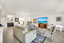 Picture of 8420 Abbington Cir B25, Naples, FL 34108