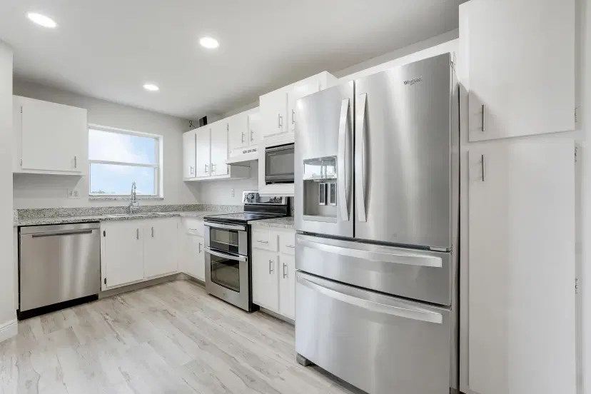Picture of 3951 Via Poinciana 512, Lake Worth FL 33467