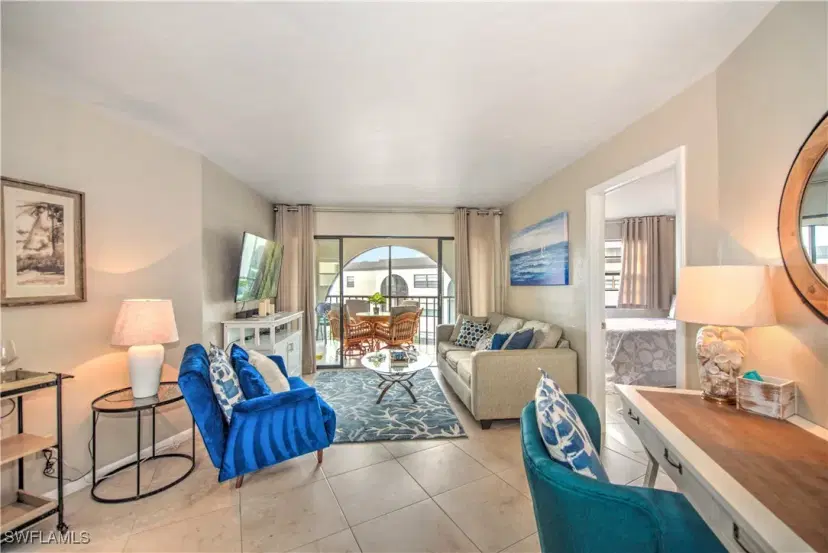 Picture of 1027 Anglers Cv B502, Marco Island FL 34145