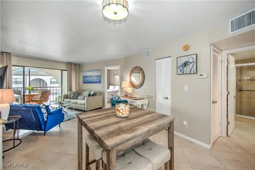 Picture of 1027 Anglers Cv B502, Marco Island FL 34145