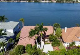 Picture of 5160 Harborage Dr, Fort Myers, FL 33908