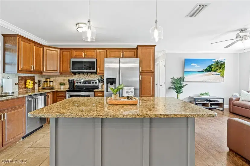 Picture of 3224 SE 4Th Pl, Cape Coral FL 33904