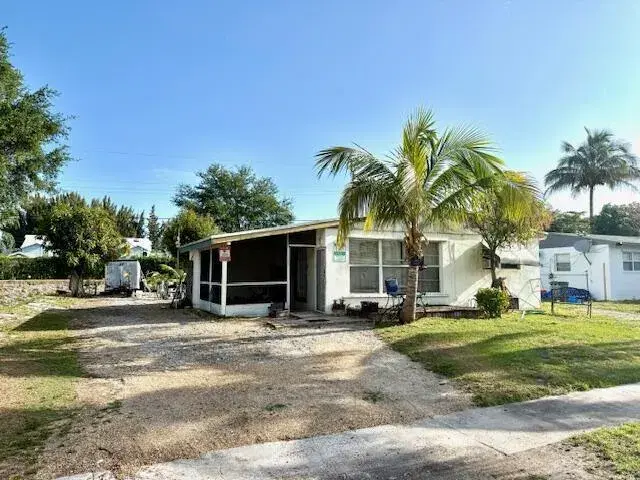 Picture of 571 Tallulah Road, Lake Worth FL 33462