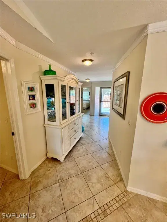 Picture of 380 Gabriel Cir 12, Naples FL 34104