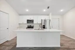 Picture of 1813 NW 16Th Ter, Cape Coral, FL 33993
