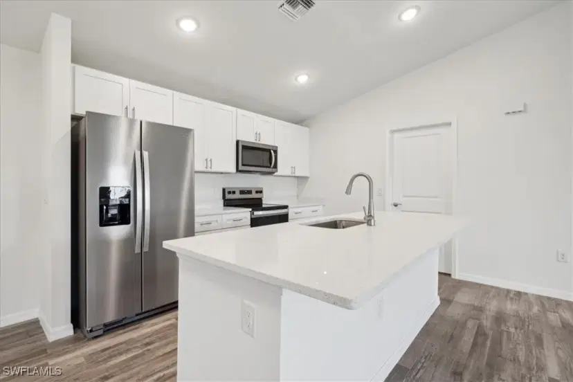 Picture of 2104 NW 16Th Pl, Cape Coral FL 33993