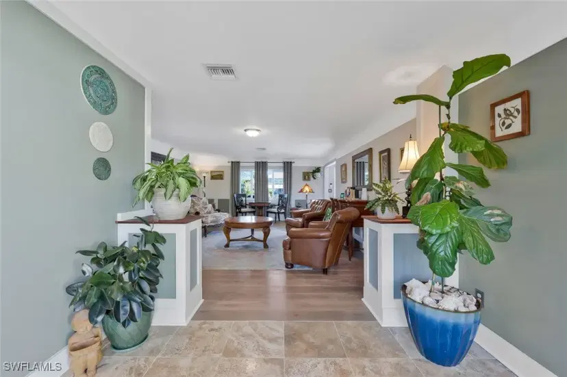 Picture of 2135 SE 15Th St, Cape Coral FL 33990