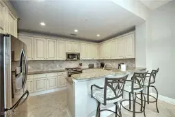 Picture of 9234 Campanile Cir 103, Naples, FL 34114