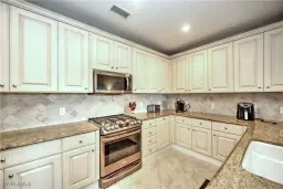 Picture of 9234 Campanile Cir 103, Naples, FL 34114