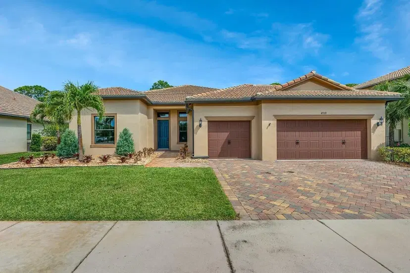 Picture of 4909 SW Gossamer Circle, Palm City FL 34990