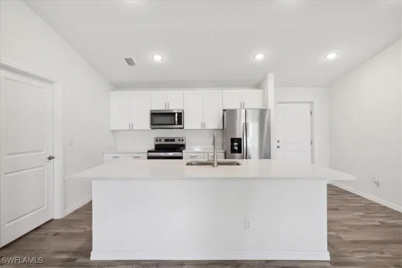 Picture of 105 NW 13Th St, Cape Coral FL 33993
