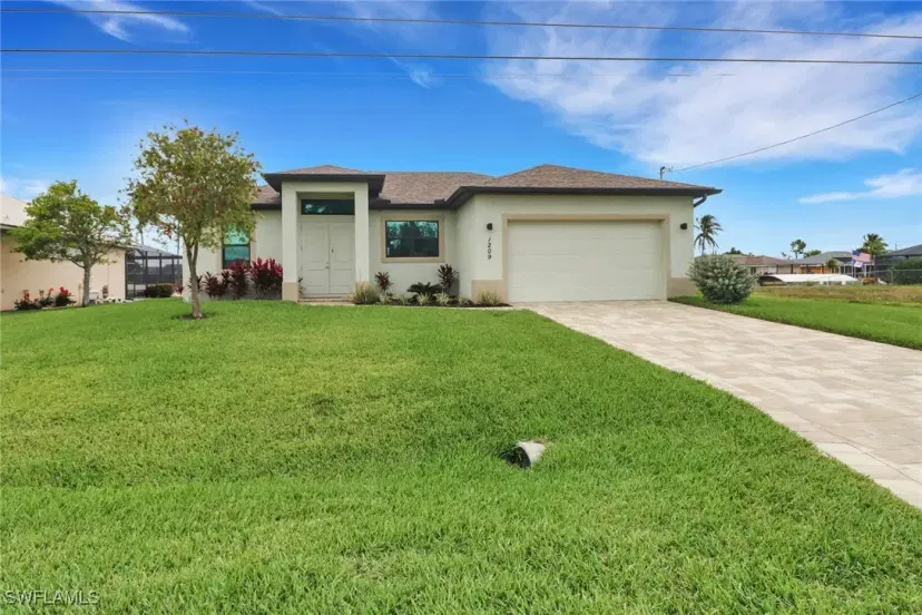 Picture of 1209 SE 14Th St, Cape Coral FL 33990