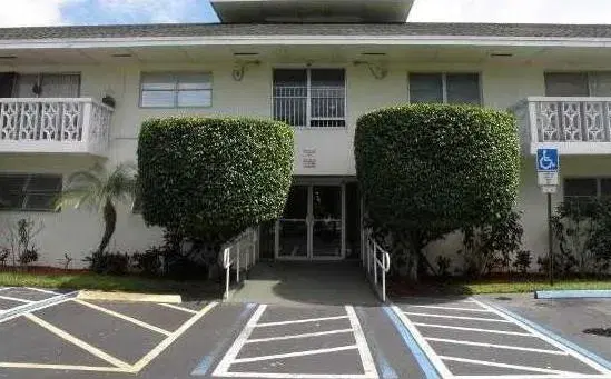 Picture of 4200 NW 3Rd Ct 115, Plantation FL 33317