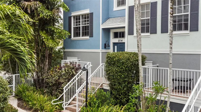Picture of 2714 Duval Ln 2714, Wilton Manors FL 33334
