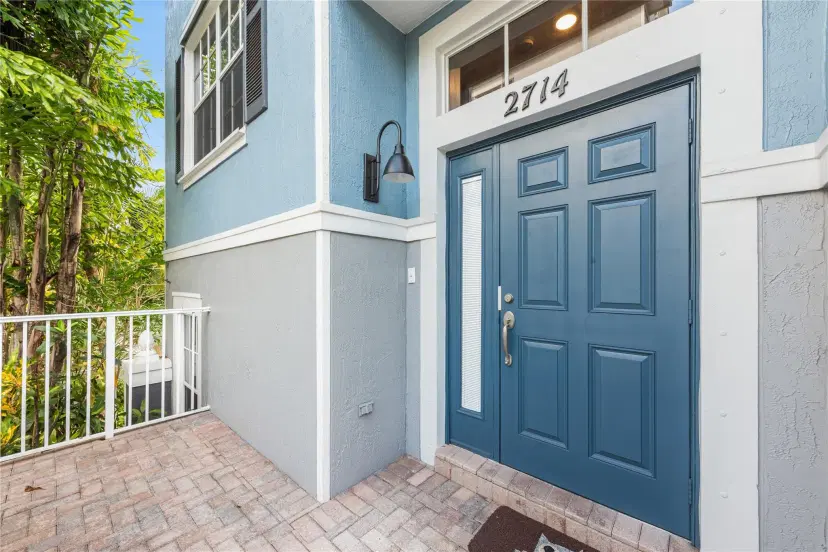 Picture of 2714 Duval Ln 2714, Wilton Manors FL 33334