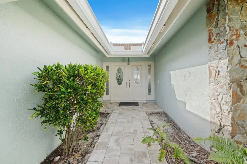 Picture of 10010 NW 11Th Mnr, Coral Springs FL 33071