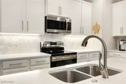 Picture of 28293 Seasons Tide Ave, Bonita Springs, FL 34135