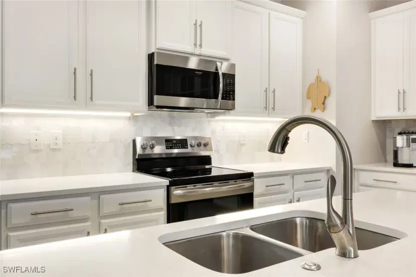 Picture of 28293 Seasons Tide Ave, Bonita Springs FL 34135