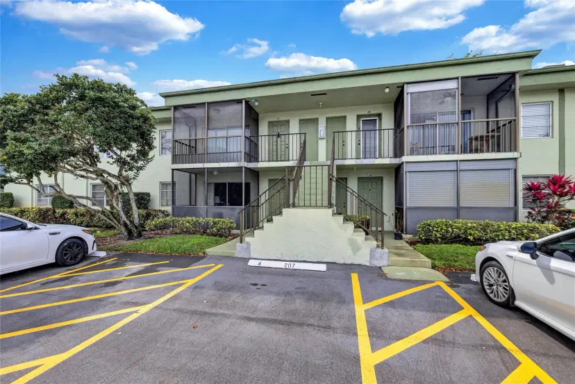 Picture of 7535 S Oriole Blvd 107, Delray Beach FL 33446