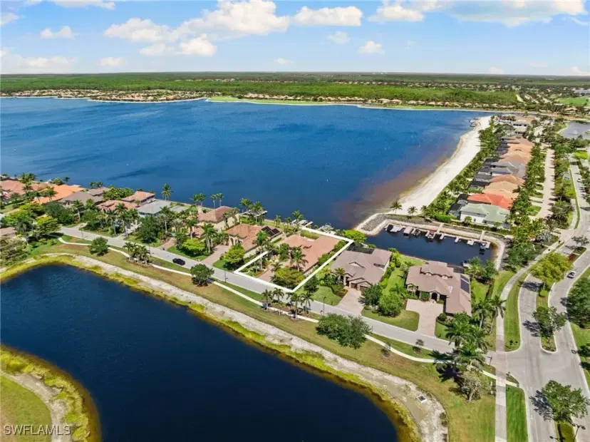 Picture of 9214 Marble Stone Dr, Naples FL 34120