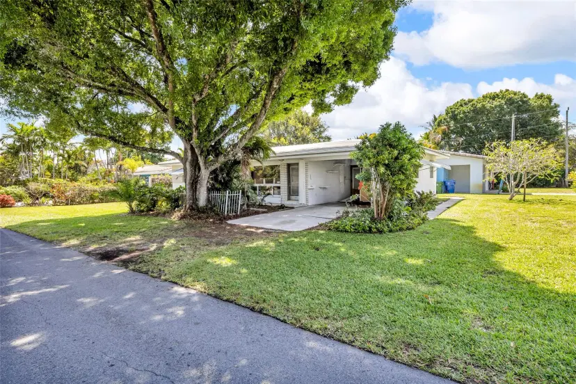 Picture of 300 NE 22Nd St, Wilton Manors FL 33305