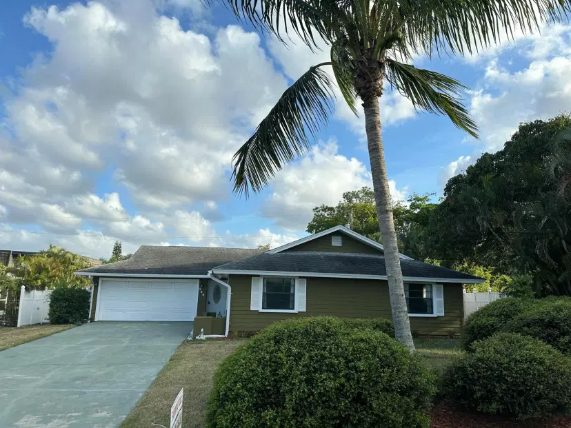Picture of 246 SE Ila Street, Stuart FL 34994