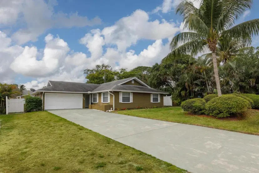 Picture of 246 SE Ila Street, Stuart FL 34994