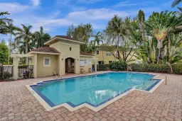 Picture of 2851 W Prospect Rd 402, Tamarac, FL 33309