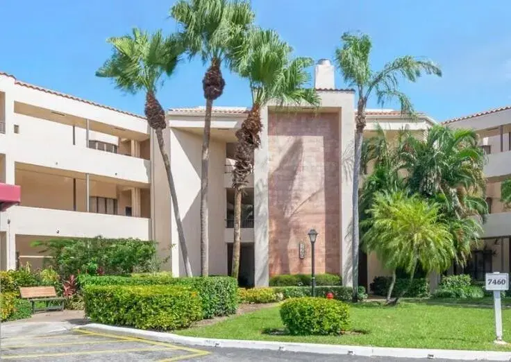 Picture of 7460 La Paz Boulevard 204, Boca Raton, FL 33433