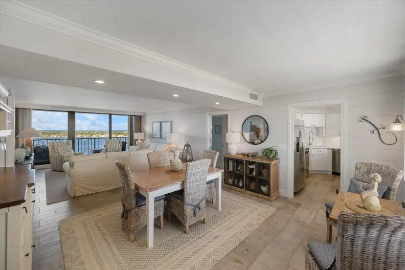 Picture of 136 Lakeshore Drive Ph-13, North Palm Beach FL 33408