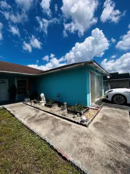 Picture of 1007 W Aztec Avenue, Clewiston, FL 33440