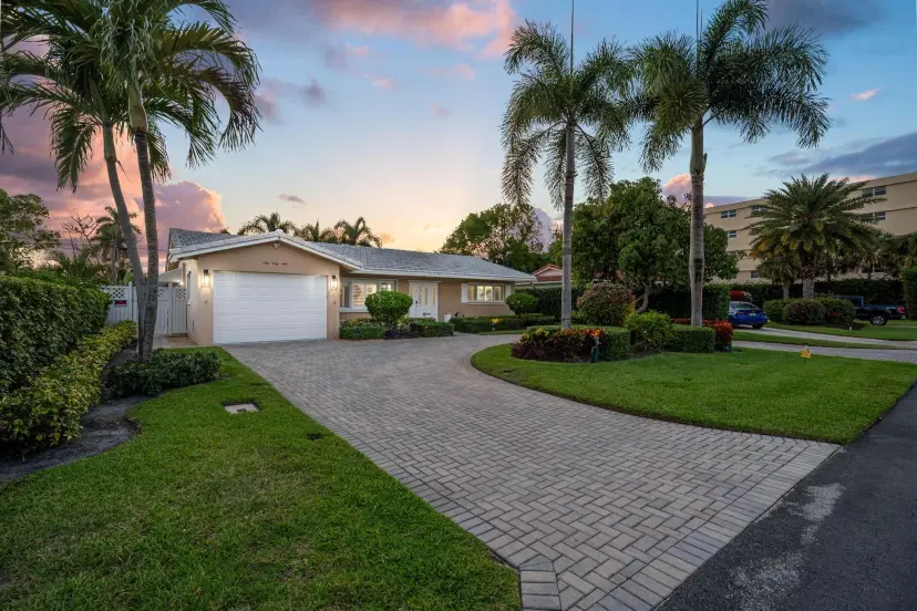Picture of 949 NE 24Th Ave, Pompano Beach FL 33062