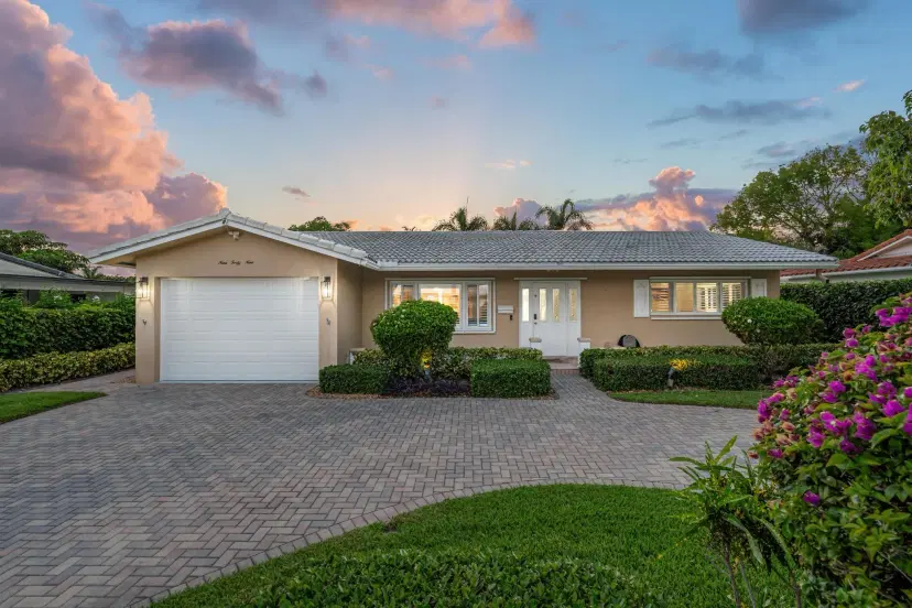 Picture of 949 NE 24Th Ave, Pompano Beach FL 33062