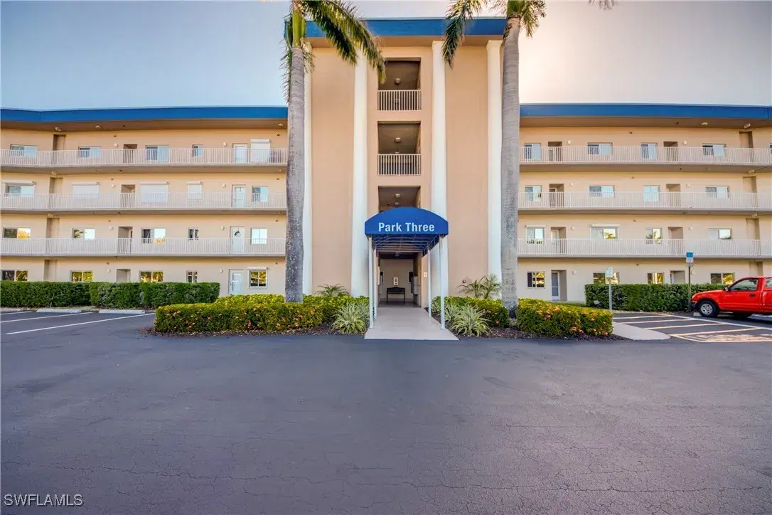 Picture of 14831 Park Lake Dr 206, Fort Myers, FL 33919